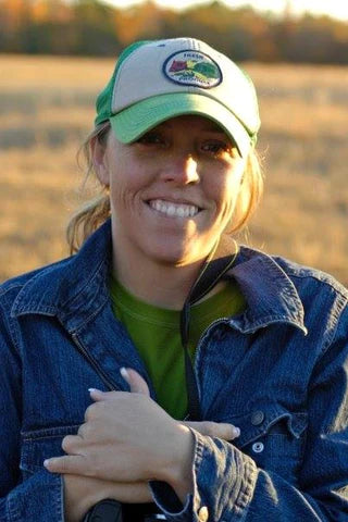 Meet Melisa! Animal Hugger. Vegetarian. Organic Farmer in East Texas